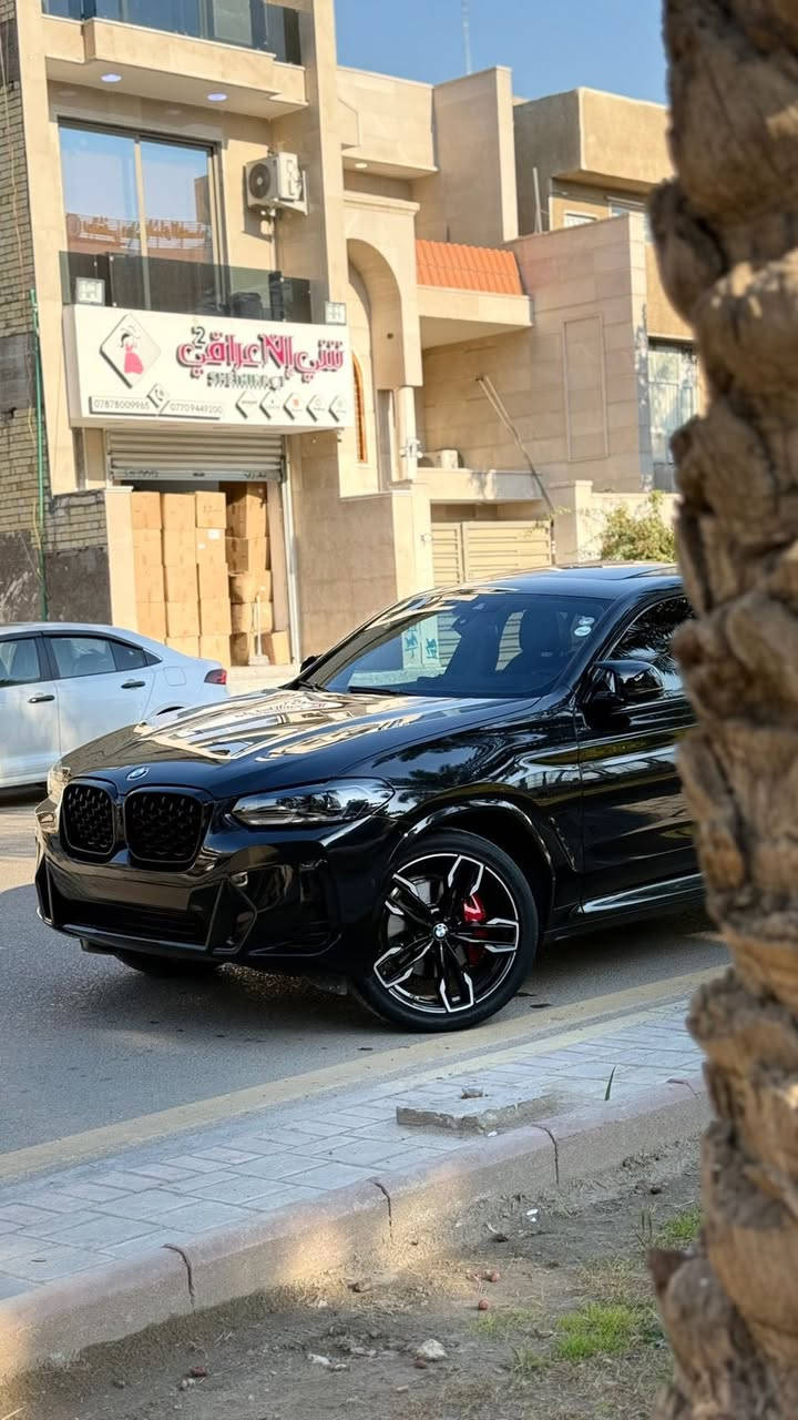 السلام عليكم bmw x4 M40i 2023
المواصفات 
محرك B58 ستة سلندر
كت M كامل وكالة دعاميات + ستيرن 
فجوج بريك M لون احمر
اكتف اكزوز M
كاربون فايبر وكالة
داخل اسود
بانوراما 
كراسي كهرباء + خزن
تدفئة كراسي + ستيرن
صندوق كهرباء شفط + حركة قدم
دخول ذكي
اكس درايف
كاميرا خلفية
4 مناخات تبريد
حزامات اكتف
سماعات هارمن 3D
لايتات ادابتف اندفجول شدو لاين
شباج اندفجول شدو لاين
رادارات امامي + خلفي + جانبي
انارة ترحيب
تحذير فتح الابواب 
كار بلي + اندرويد اوتو
ويل 21 
انارة داخلية 8 الوان 
تشغيل عند بعد  
تخم تاير جديد 
برمجة كيجات m (330km)
بدون ايرباك بدون صبغ صفر مسج شرط الفحص (سيارة بيها تعديل pdr 10 سم و الجاملغ مفتوح و مرجع من امريكا نفسه )ماشية20000 الف ميل  32000كم قايل للزيادة
السعر 475 وبيها مجال بسيط 
تحويل ثاني يوم سيارة باسمي و باج تضليل 80% فعال   
***********
