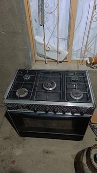 طباخ أبو ٥ عيون • فرن شغال • إيطالي