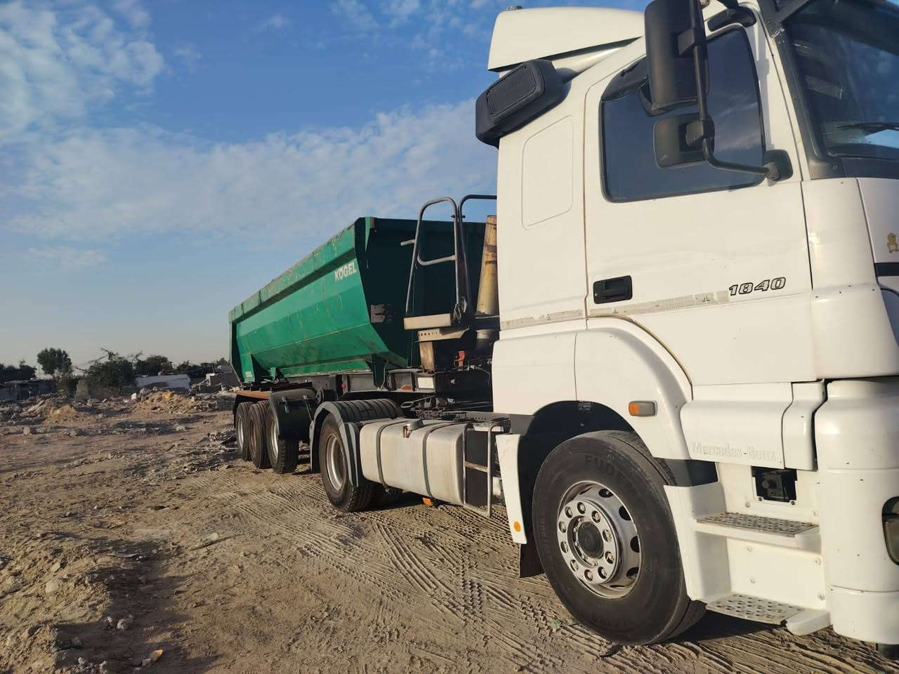 السلام عليكم اكسور للبيع موديل 2005 حجم 1843 رقم دهوك سنويه لل 29 هز فحص جديد كير عادي طخم تايرات جديد حصه كاز كير اكسن محرك شرط مكلف بنشر ***********
