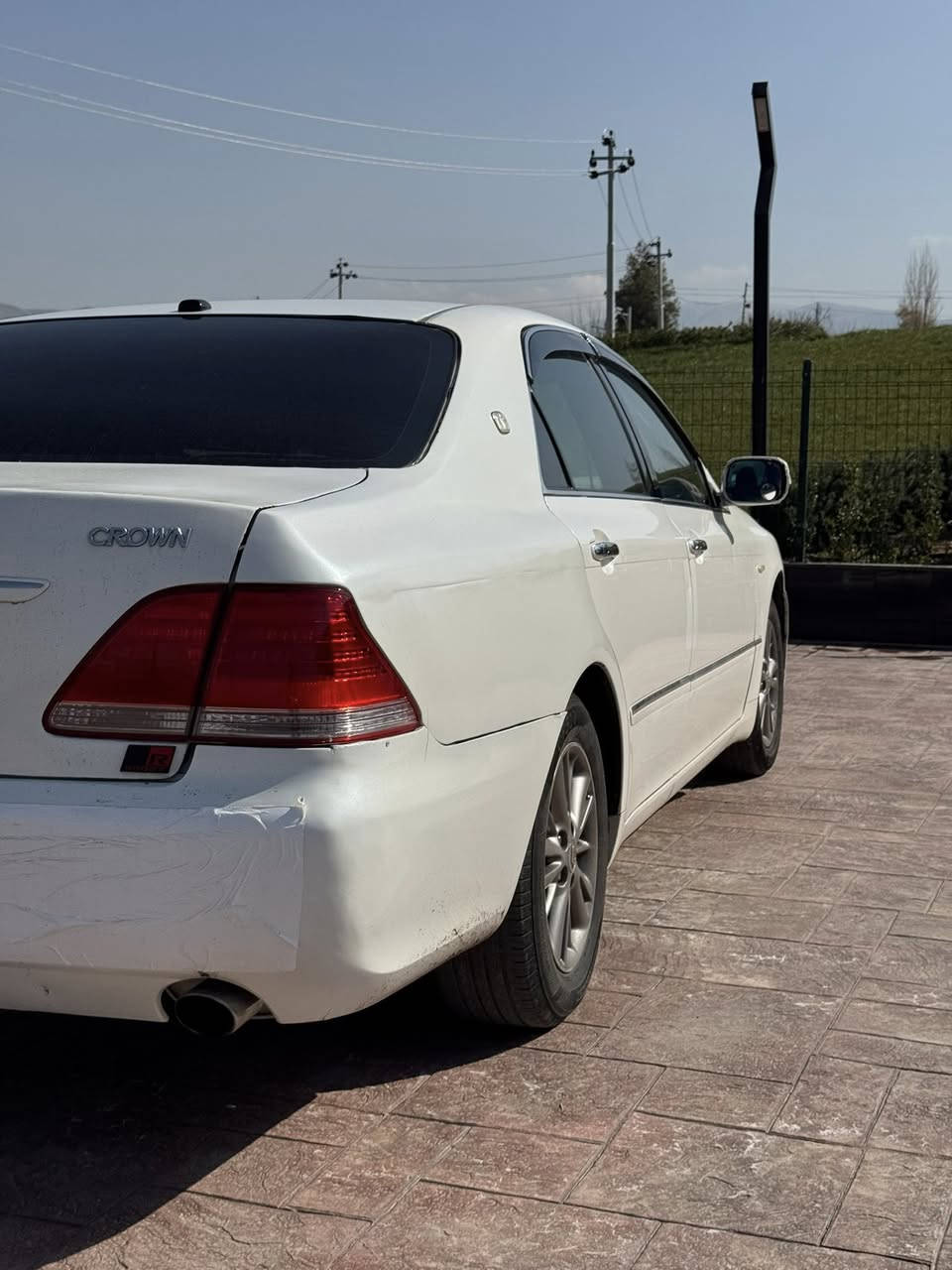 ***********
***********
موس57گەلاومەعمەلە
شاهانە2005
گێرومەکینە گەورە
دوو دوگمە
ویل نەوتی
چوار کوشن کارەبا 
دوپارچە بۆیاخ
قرچێکی دواوەی هەیە
رۆیال
ناوزەرد
