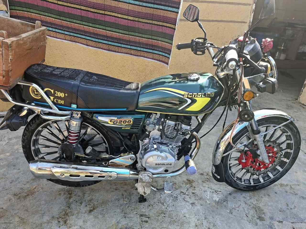 سلام عليكم
دراجه سيفان 2025 مكفوله مابيه نقص برغي 

 سعر 800 وبيها مجال شي قليل

المكان الخالص ناحيت دار السلام
الرقم
***********
