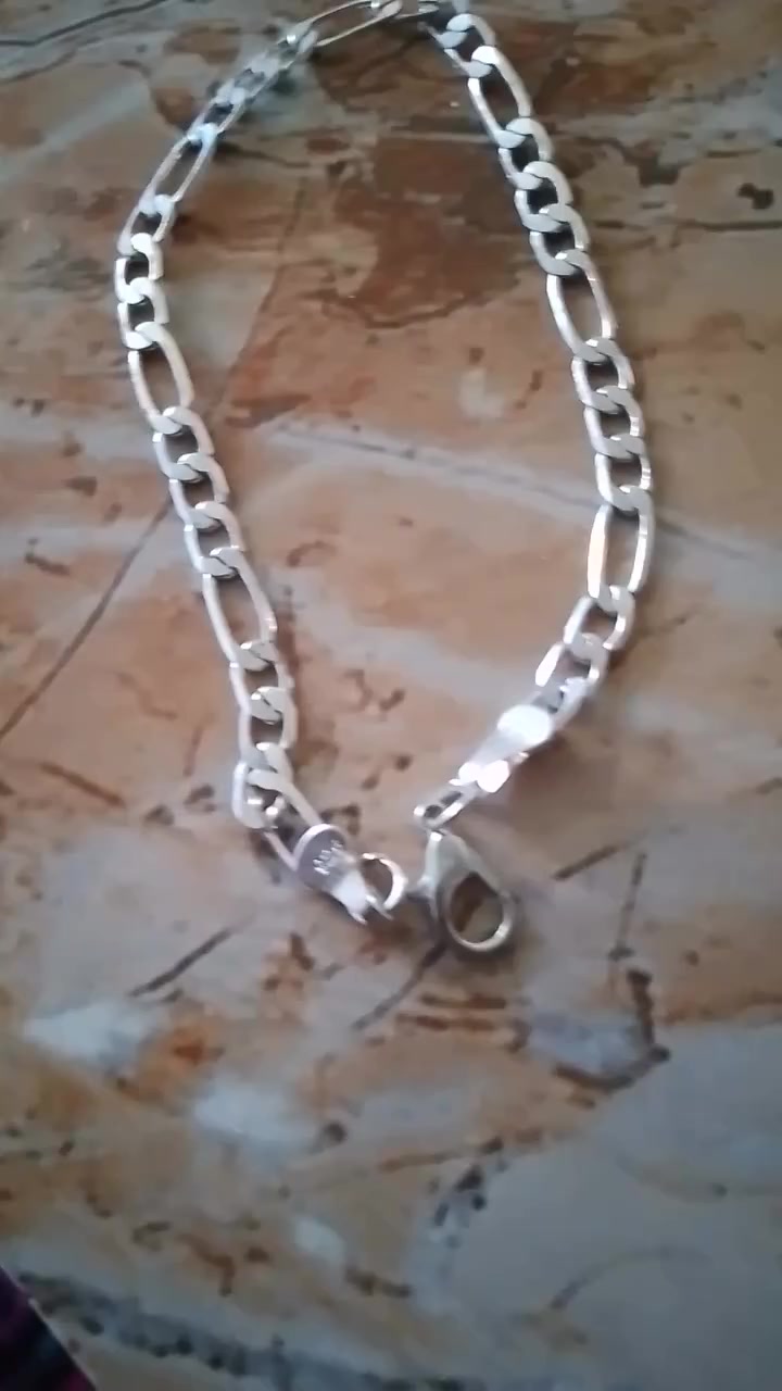 شلع 100 لف ينحسبت قطع ب20, فضه بس خاتم فيروز يسوه 50,لف كلهم شلع 100قفل


**إذا كنت صاحب هذا الإعلان وتريد حذفه لأي سبب، رجاءا أرسل رسالة إلى الدعم الفني**