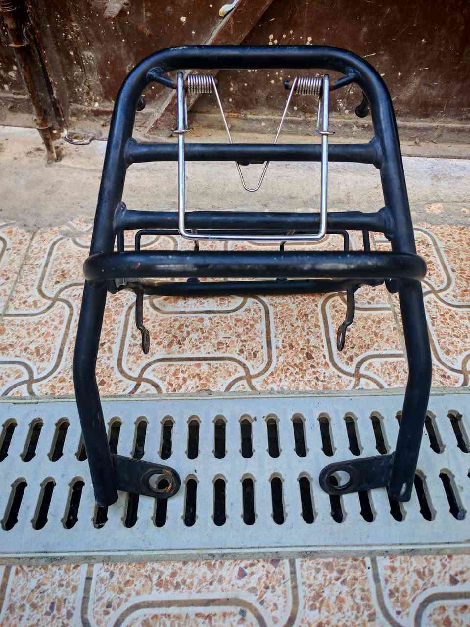 نواعم للبيع صالنصه رياضي جديده جعره مال سيفان وهاي هم مال سيفان سيبايه  وغراض جني نضيفات مكان ديالى بعقوبه جرف الملح ***********
