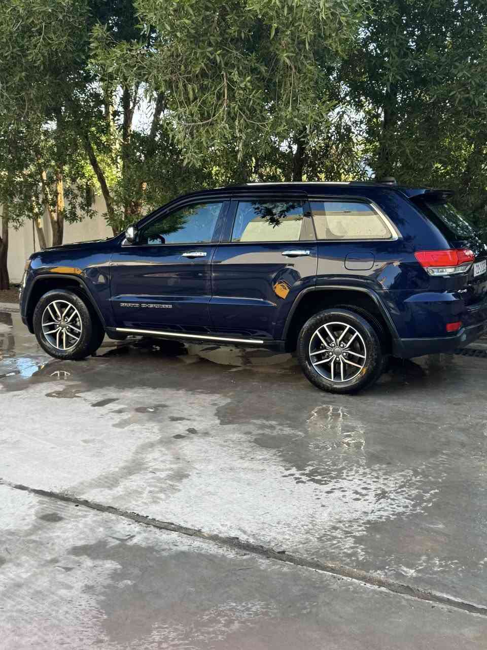 جيب لايدو موديل 2017 السعر 180 للاستفسار ***********
النجف قرية الغدير 
مكينه كير تبريد ادامه شرط ماكو نقص عده لاستيك مشروح فقط للحداديه 
صور الحادث مرفقه
