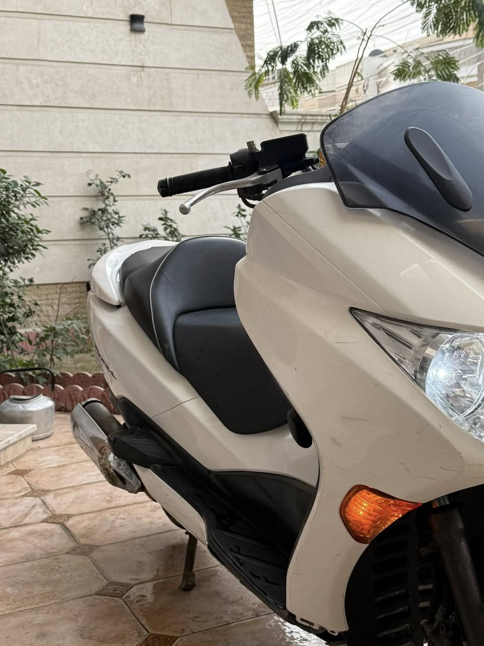 سلام عليكم
فورزة 010 للبيع دراجة نضيفة 
فول مواصفات 
ممشاها 36 الف 
الدراجة الله شاهد نضيفة 
عوزها بس كلج 
للاستفسار ***********
مكاني بغداد
