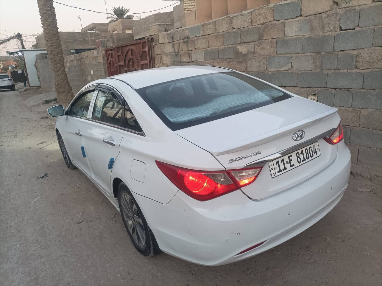 سوناتا خليجي ٢٠١٤ ومسجله بالسنويه ٢٠١٣ مكينه ٢٤٠٠ دوش رقم بغداد بيها بنيد مصبوغ وباب السايق مبدل وكاله والسونار موجود بالمنشور......
مري شفط 
تحكمات ستيرن 
شفتات كير
كرسي كهربائي 
شاشه وكامره اصليات
وباقي المواصفات معروفه 
السعر ١٢٥ وبيها مجال
مكاني الحصوه ***********
