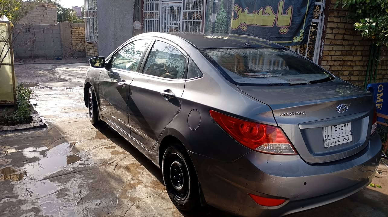 سلام عليكم اكسنت للبيع
موديل 15 

كفاله عامه وارد خليجي

كير ومحرك خير من الله 1600

تبريد فول 

تخم تاير 

السياره
 كامله مكمله 

السعر 95

التواصل *********** رقم الهاتف
