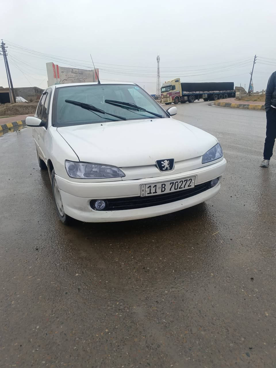 سلام عليكم بيجو للبيع ٣٠٦ رقم بغداد دولي محرك وكير شرط صدر امامي خلفي جديد كهربائيات  بلاديه بدون جطل غرفتهه جديده رونات كلهه شغاله تدفئه شغاله صبغ قطعتين بدون دواخل شرط الاستفسار ‏‪***********‬‏ مكان السياره صلاح الدين قضاء العلم
