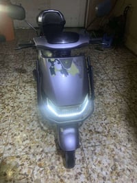 دراجة كهربائية أنيقة وقوية، استعمال شخصي وخالية من أي أعطال، جاهزة للا...