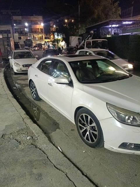 ماليبو خليجي موظيل 2016 LTZ اعلى فئة 
بيها منضومة غاز تعنل غاز بانزين 
كشن كهربائي سلايد روف حساس خلفي كامرة خلفية زراك لايت شاشة اعطال تبريد قطعتين