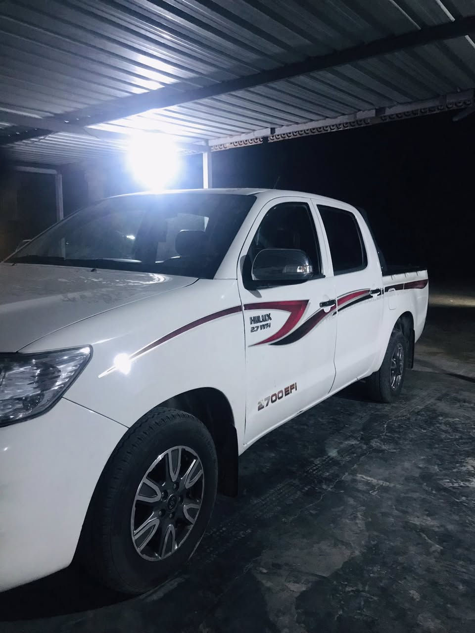 السلام عليكم 
لللبيع . تيوتا هيلوكس 2014سعودي ام دعاء سياره مكفوله كفاله عامه من عدا بارد قليل جدأ سياره جاهزه علا اخر حبايه تحويل مباشر رقم بغداد دولي محرك كير كفاله سونار موجود السعر 235وبيها مجال لطيبين السكن بغداد ابو غريب خان ضاري الهاتف ***********
