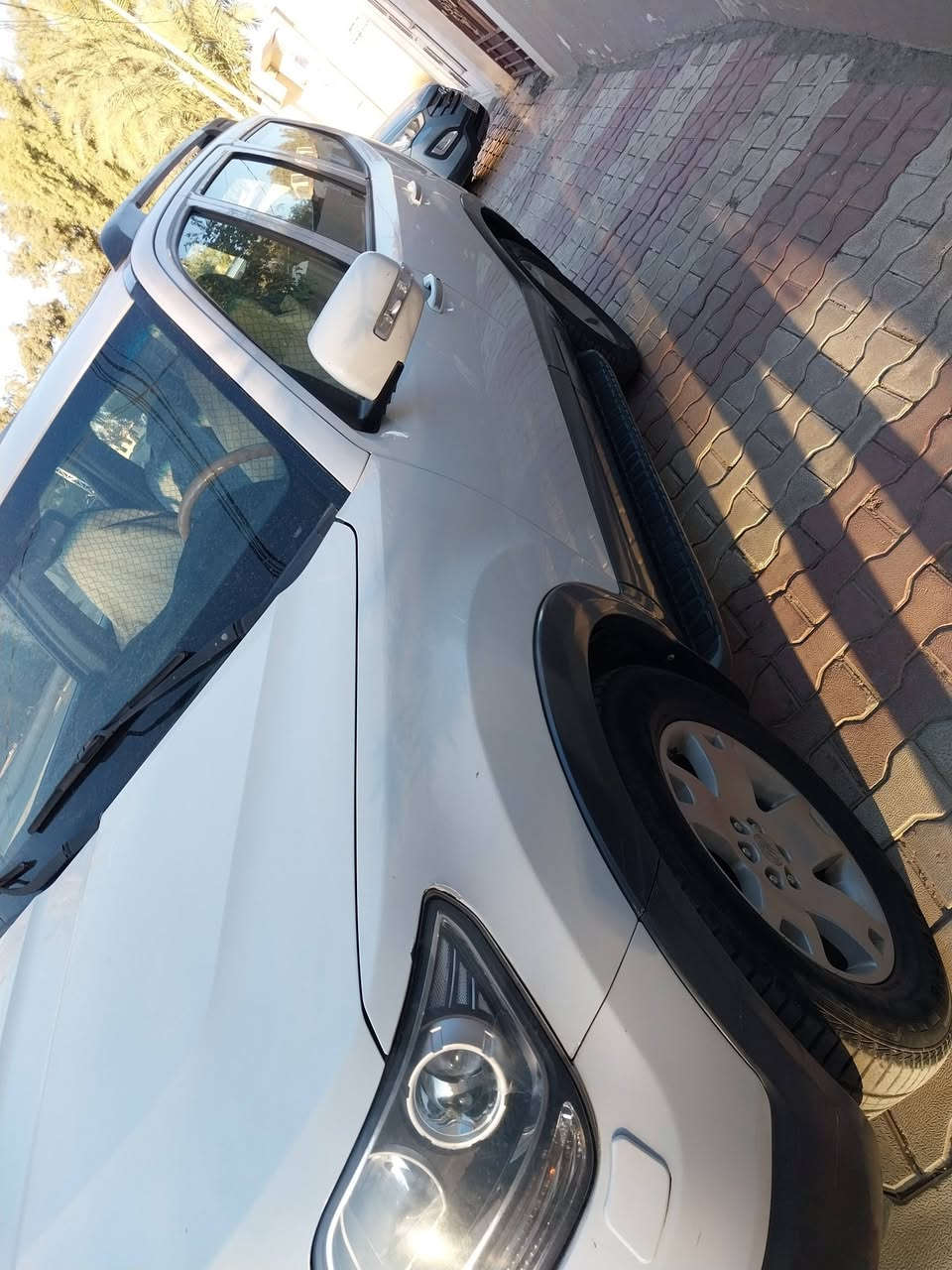 السلام وعليكم
موهافي 2012  فول موصفات

مكينه و كير مكفول

بصمه زراك لايت

مري قلاب بنو راما

صدر خلفي أمامي جديد

جرس 120 شغال

تخم تاير  جنطه شفط 

3 قطع صبغ بدون دواخل

سياره جاهزه احلا من الصور

السعر 132 بيها مجال قليل 

*********** ديالى شهربان
