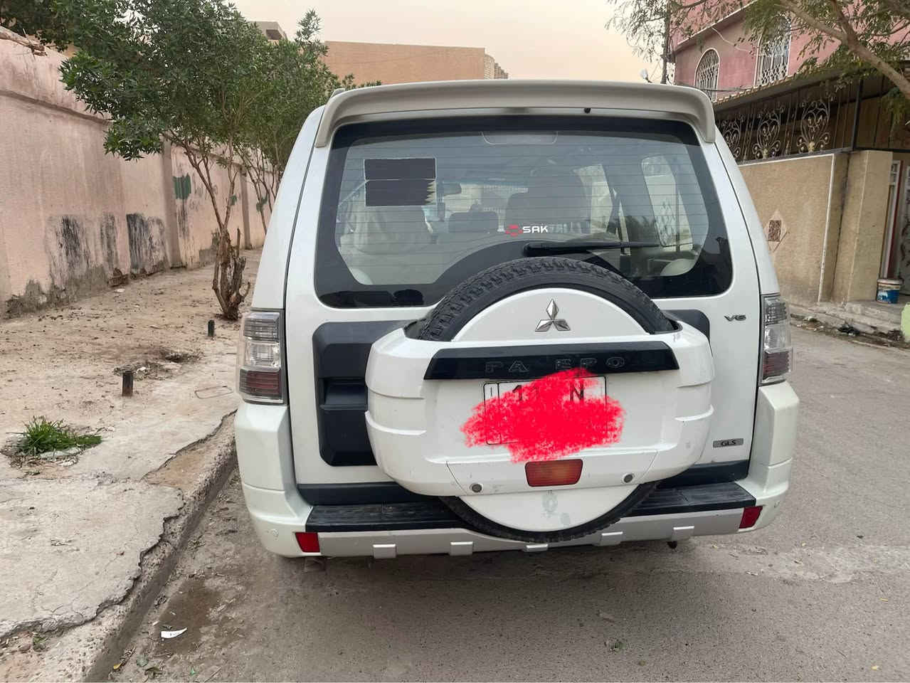 باجيرو ٢٠٠٨
بيها بارد خفيف بس سياره جاهزه من كلشي فتحت سقف
تحكم استيرن 
*********** ستفسار تصل بغداد, العراق

