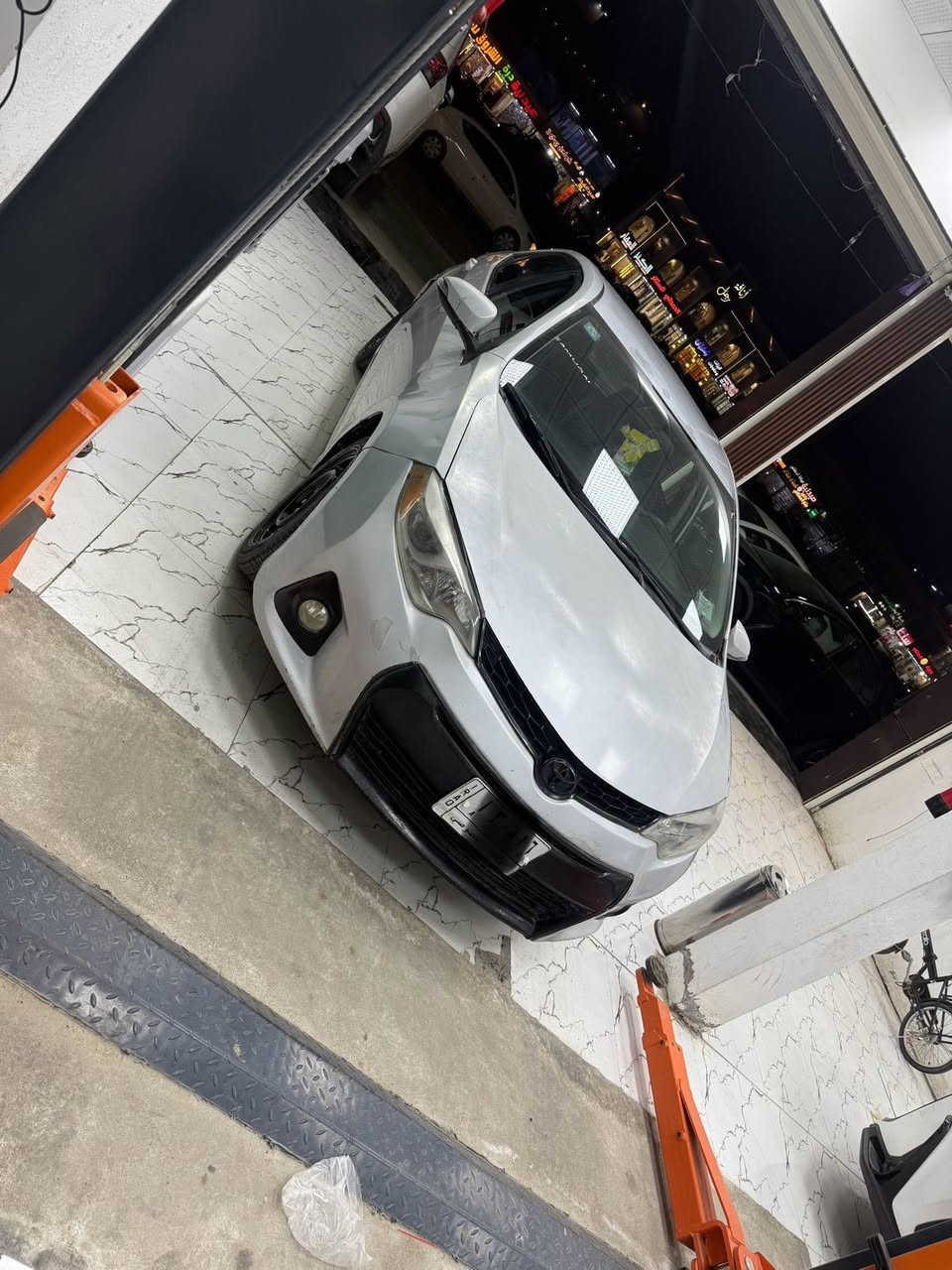 كورلا ١٤ ضررها جدا بسيط محرك ١٨٠٠ تقريبا بيها احزام بدون داخل …رقمها واسط تحويل مشروع وطني ..السعر..٩٨…جاهزه ع الاخر ….***********
مكانها بغداد بسمايه
صور امريكا ناشرهن بالاعلان..
