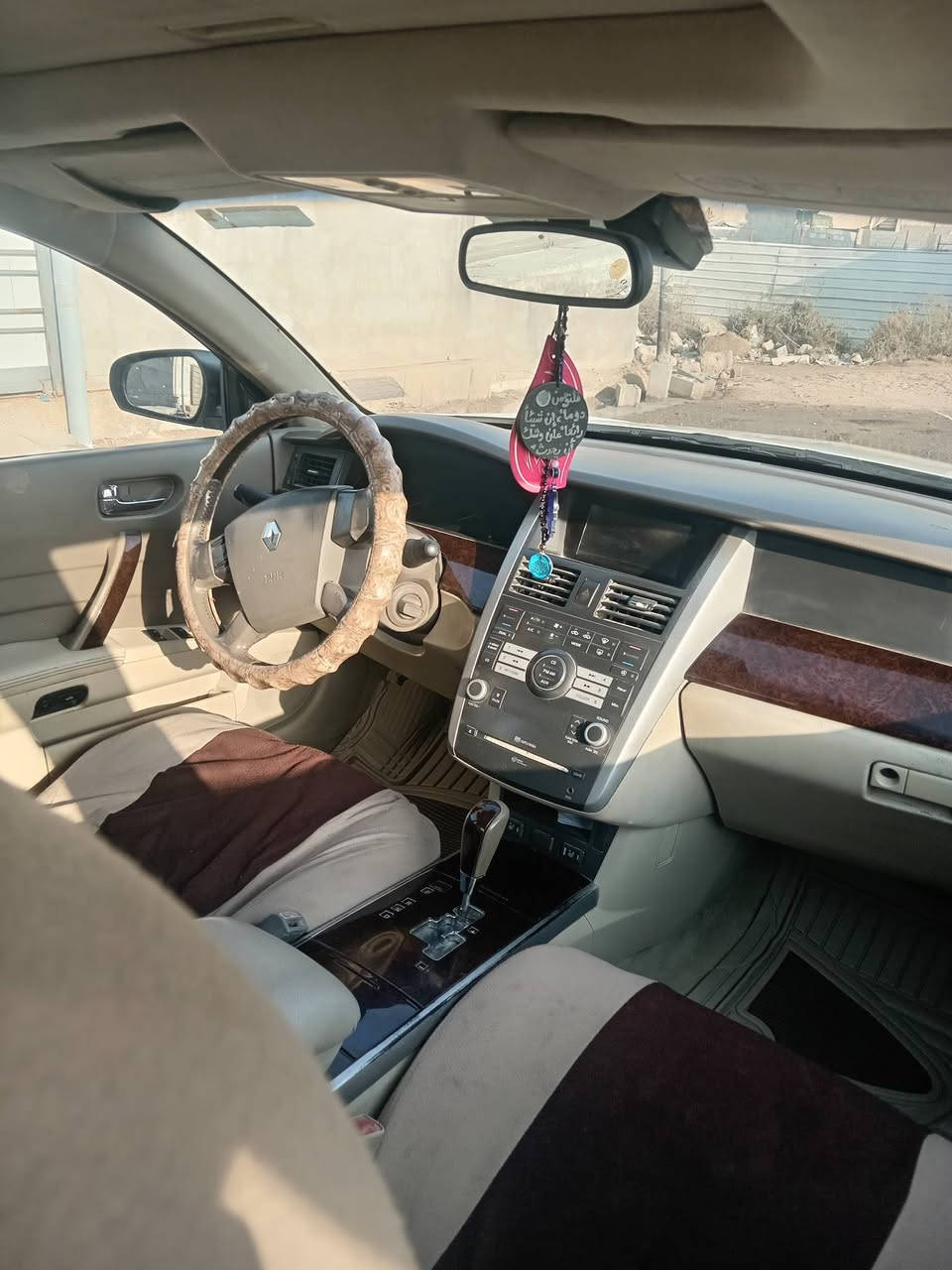رينو سافران 6 سلندر موديل 2009 سياره بيه بس بنيد مرشوش اثر جراد سياره فول مواصفات سعره ٨٨ 
***********
