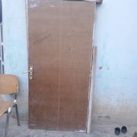 باب الغرفه للبيع السعر 25 تصل هذا رقم 07712429100