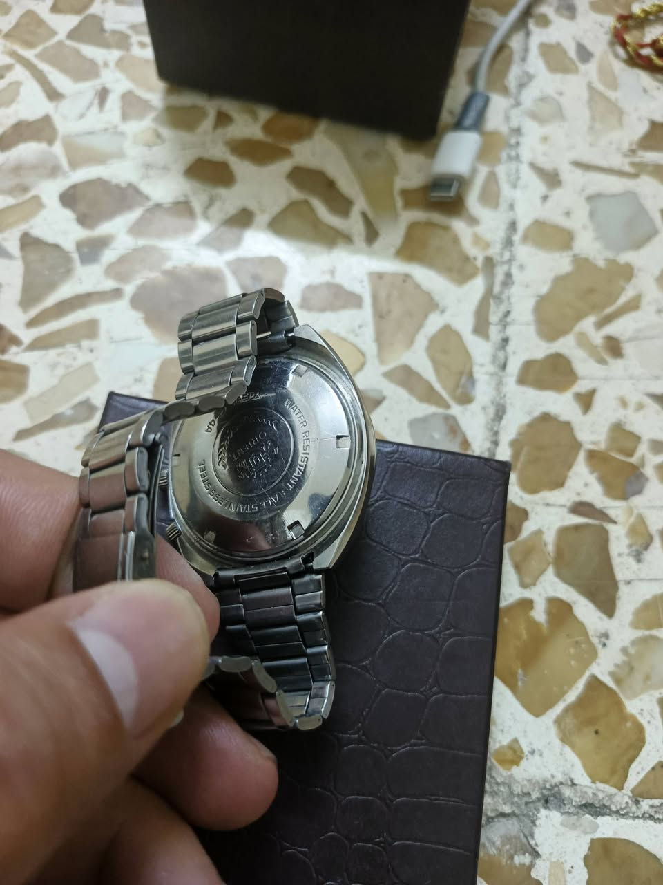 اورنيت دولي اصليه انتاج قديم سعر١٣٠ دولار


**إذا كنت صاحب هذا الإعلان وتريد حذفه لأي سبب، رجاءا أرسل رسالة إلى الدعم الفني**