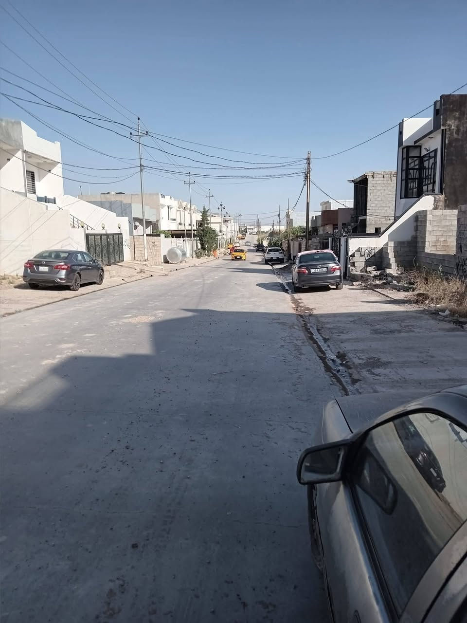 دار للبيع 
100م  فرع 13 م خدمات فول 
عنوان فرع معمل هونه ر فوك معمل جرزات 
للستفسار خابر علا رقم 
***********
خانوو بۆ فرۆشتن 
100م کۆڵانی پان 13 م  هەموو خزمەت گوزاریەکی هەیە 
قات و نیوو کۆڵانی معمل هونەر سەروو گڵۆبە ڕۆژەکە 
بۆ کڕین و زانینی نڕخ پەیوەندی بکە 
 ***********
