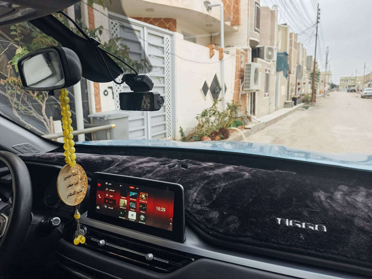 تيكو 4 برو موديل 2022
ماشية 27 الف حره رقم انكليزي بغداد هزة جديده  مكانها كربلاء كفالة عامه عدا بارد بالجاملغ الخلفي  وموضح بالفيديو والباقي كفاله تبريد قطعتين تشغيل عن بعد ثلاجة وسطية دخول ذكي 
 دوشمه
 مطريات
  ستيرن خياط 
فرشة دشبول
  ارضيات اصلية
 وداش كام خلفي امامي الاصلي مو ابو ٤٠ الف انارة داخلية ريمونت وموبايل التحكم الاصلية يعني جاهزة من كلشي 
السعر 110 وبيها مجال قليل


**إذا كنت صاحب هذا الإعلان وتريد حذفه لأي سبب، رجاءا أرسل رسالة إلى الدعم الفني**