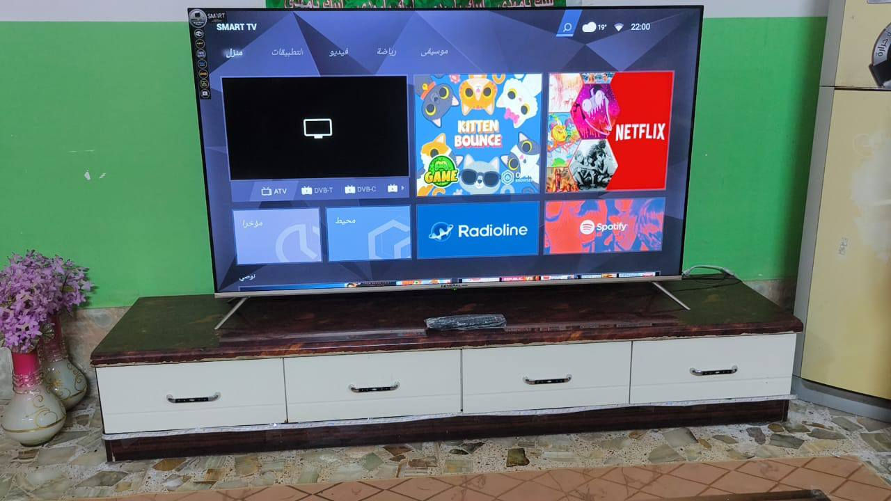 سلام عليكم شاشه عارضه حجم 65عملاقه جنرال امتياز ياباني فول النترنيت على اظعف شبكه تشتغل وجديده استخدام كلش قليل هيه وميزها مكاني بابل ورديه استفسار اكثر اتصل ***********السعر 450
