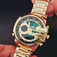 ساعة • ماركة