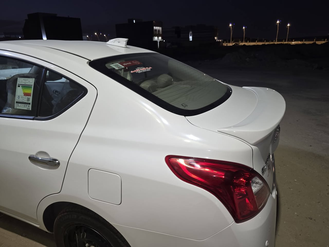 السلام عليكم نيسان سني للبيع ماشيه 1.000 زيرو كفاله من الشخط للتواصل رقمي *********** المكان البصره ياسين خريبط صادره بيهة وكاله السعر 135 والشراي يتصل اني مكلف بل نشر
