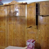 غرفة خشب • استعمال قليل • كربلاء الحر