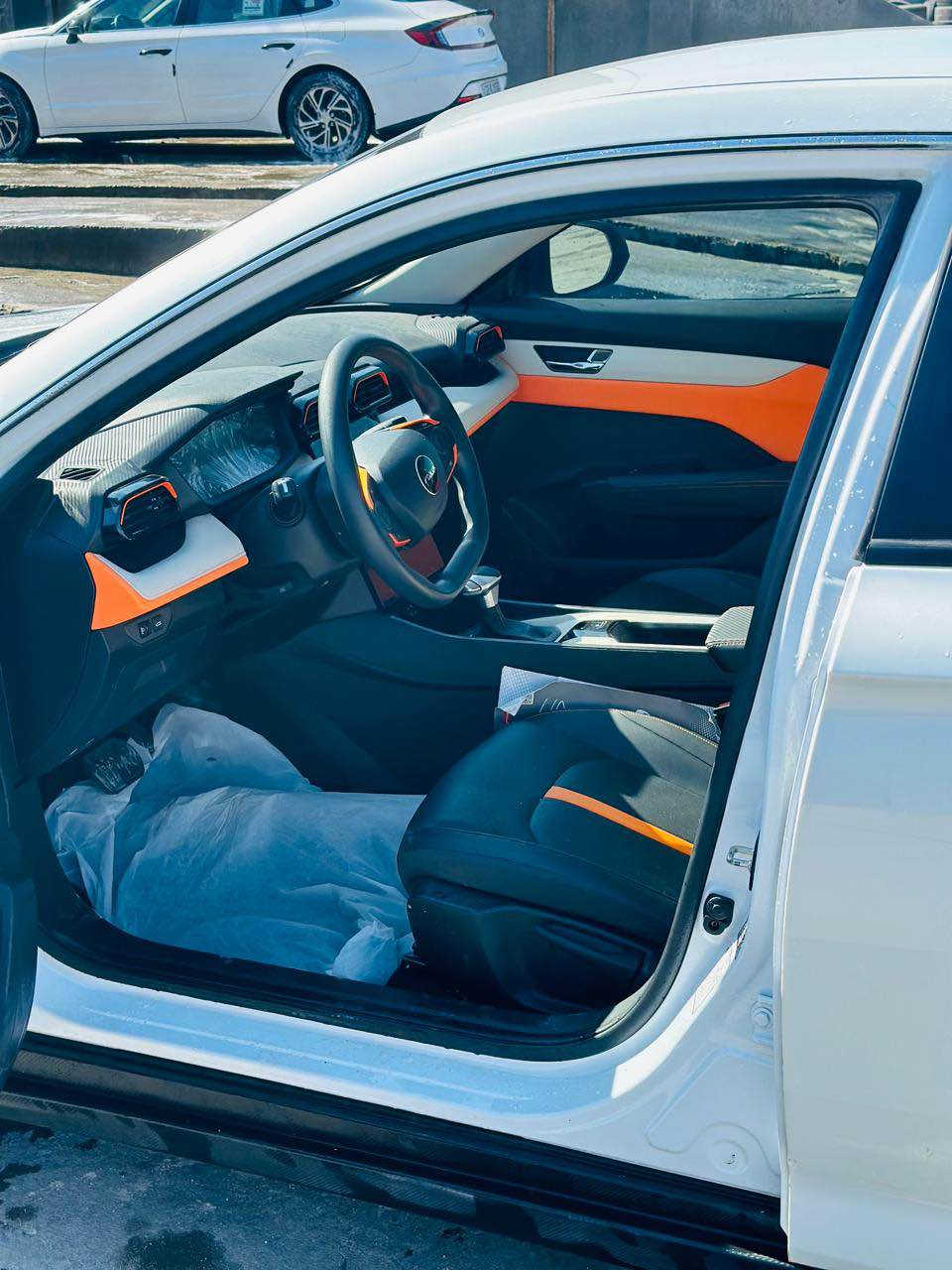 السلام عليكم شباب للبيع دي اف ام شاين صبني موديل ٢٠٢٥ كفاله عامه دخول جديد من لكويت منفيست بسمي تترقم جميع المحافظات ماعده الاقليم ماشيه ٢٠ الف سياره احلى من الصور السعر ٩٧ وبيه مجال العنوان البصره *********** البصرة, العراق
