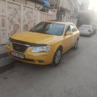 سوناتا • ٢٠١٠ • غاز وبنزين