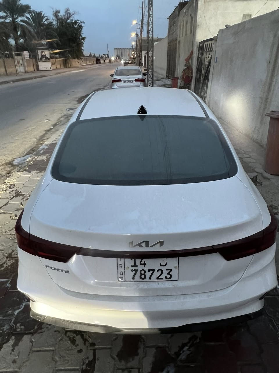 سلام وعليكم
البيع كيا فورتي 
مديل 2023
رقم بصره معوقين 
المحرك :2000-دوش 
.رادار امامي 
.اوتو بريل امامي 
.نظام تحديد المسار 
.مثبت سرعة 
.تحكم ستيرن 
.شاشه وكامره 
3 انضمه قياده 
توقف ذاتي امامي 
حادثه ب امريكه تبديل بنيد مثل الون 
وهنا بل عراق تبديل جاملغ امامي صفحت سايق مثل الون سياره اليبل واحد مابيه صبغ تعديل بل برانكيت كد شبر بدون صبغ الغد مكفول / بكان سياره بصره جبيله شراي ينتصل على رقم 
تخم تاير حداديه تبريد تدفة كله شغال 
رايده ب 135  وبيه مجال قليل /
شراي ينتصل ***********
