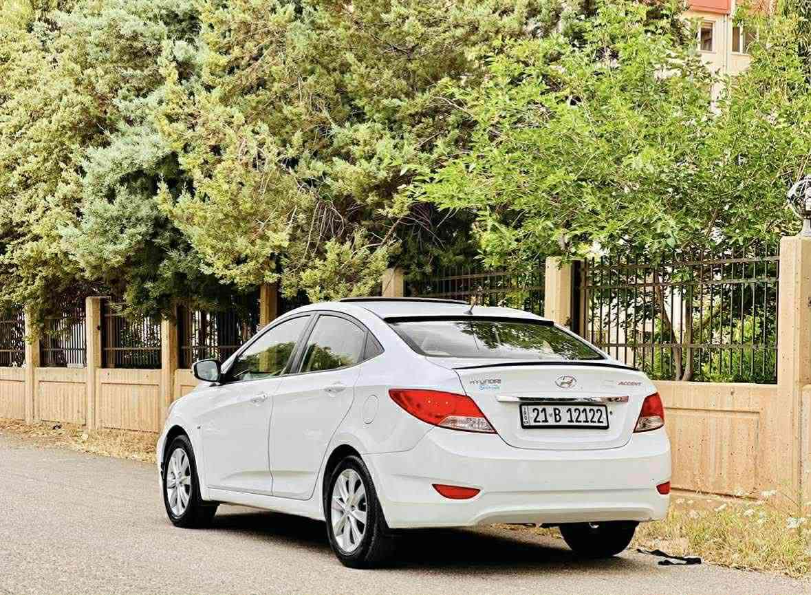 ‎ ئەکسێنت 2012 مواسەفات بلو خلیجی  
 ‎  مەکینە ۱.٦ ی مەکینە گەورە نیزام ئیکۆ , گێر تۆماتیک و ناو زەردو سلایت, سوکان ڤۆلیۆم، دەبڵ گێر و ٥ ویلکەپ
‎سەیارەکە زۆر تازەوجوان ماوەتەوە 
‎  ١٣٠ هەزار رۆشتتوە 
‎سەنەوی و رەقەمی  تازەیە 
‎گێر و مەکینە و تەبرید و تەقەو رەقە بە شەرت 
،‎یەک دینار مەسرەفی تیا نیە 
‎تەنها ئەو تۆزە وردەی هەیە کە لە سۆنەرەکە دامناوە لەگەڵ  نەرمە تەرزەیەک بەچاو هەستی پێناکەی سعر ١٠٣ معامەلەیەکی برایانە
‎شوێن : کۆیە كويسينجاك, أربيل


**إذا كنت صاحب هذا الإعلان وتريد حذفه لأي سبب، رجاءا أرسل رسالة إلى الدعم الفني**