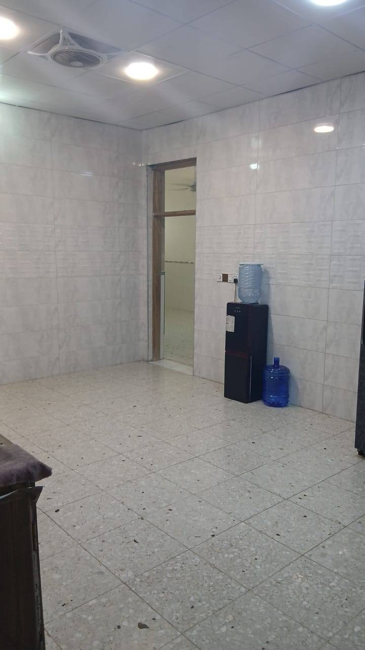 بيت طابو زراعي سند 25م مساحه 200م طابق واحد غرفتين نوم وهول ومطبخ وحمام استقبال العنوان زعفرانيه دور الصحه الاولى قريب مدرسة واسط بيت صف ركن بناء طابوك بناء جديد درجه اولى فول رقم مكتب الأخوين للعقار ***********واتساب
