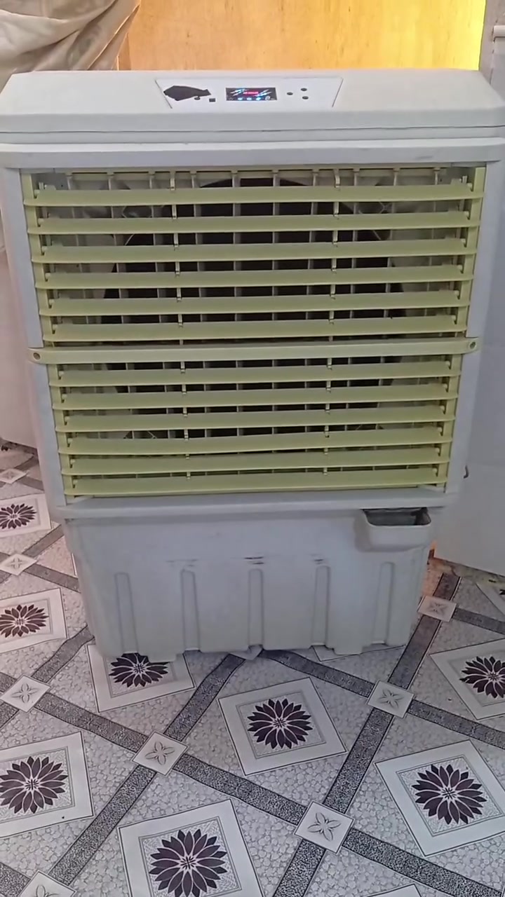 من رخصة الادمن 
للبيع .. للبيع مبردة بلاستك حجم كبير نظيفة وشغالة مع ريمونت ومبردة حديد حجم كبير شغالة وكاملة السعر اثنينهم 150 الف دينار مكاني الحلة نادر 
@


**إذا كنت صاحب هذا الإعلان وتريد حذفه لأي سبب، رجاءا أرسل رسالة إلى الدعم الفني**