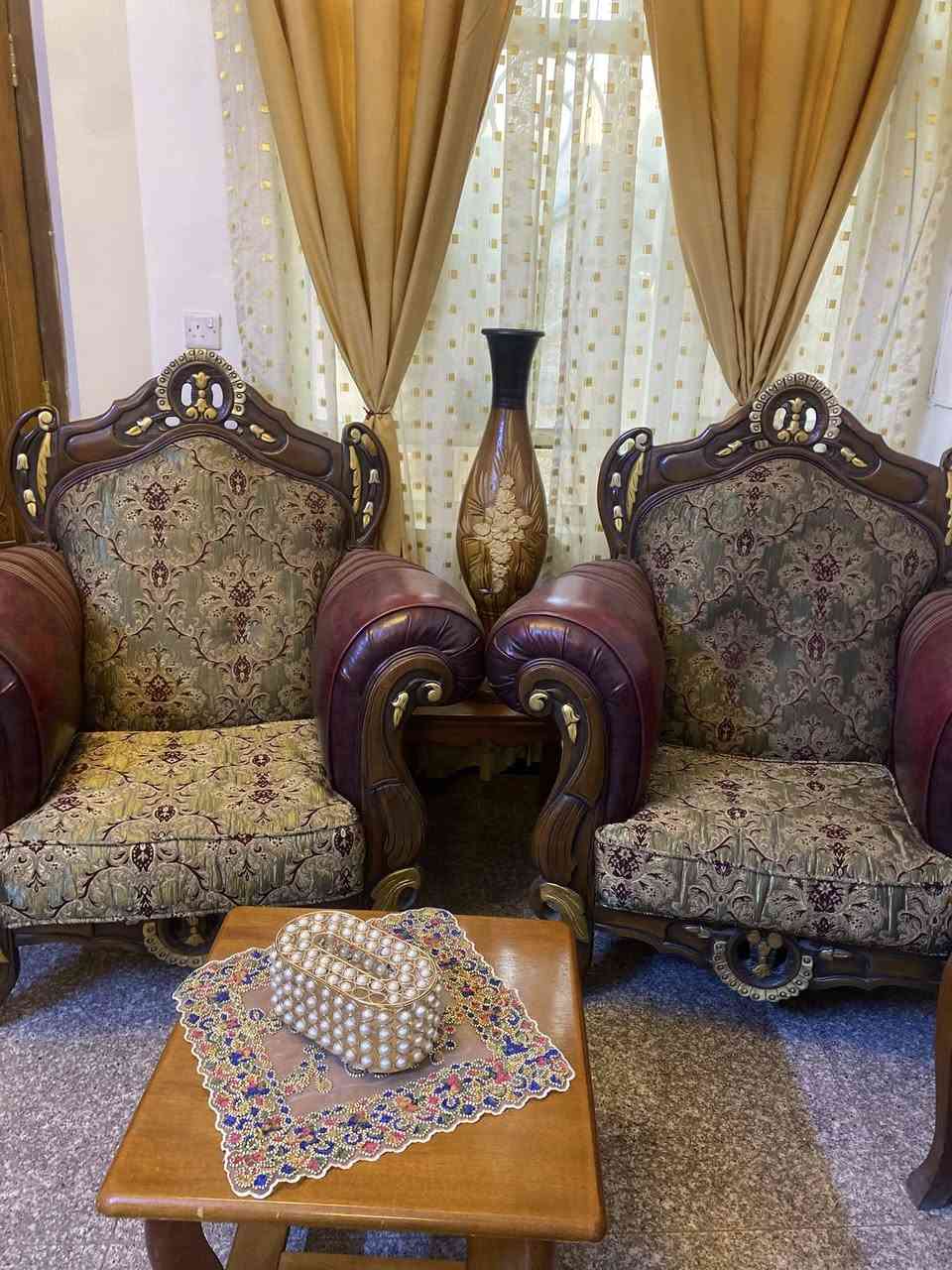 تخم زان المصري نظيف نظافه 90 بالميه ب600 وبي مجال شي قليل بغداد الكرخ ***********
