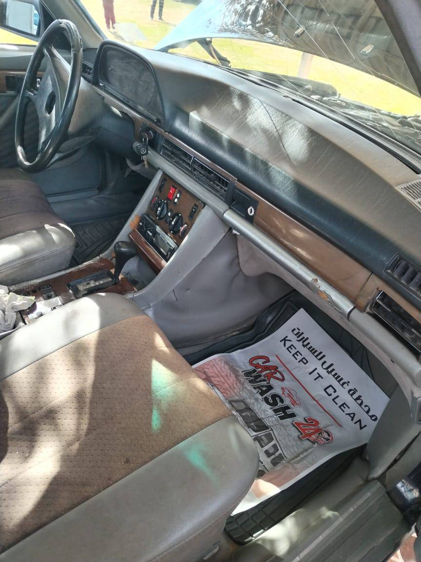 مارسيدس جامبو موديل 89محدث 91رقم انبار مشروع وطني السعر 52 المكان سامراء للاستفسار ***********
