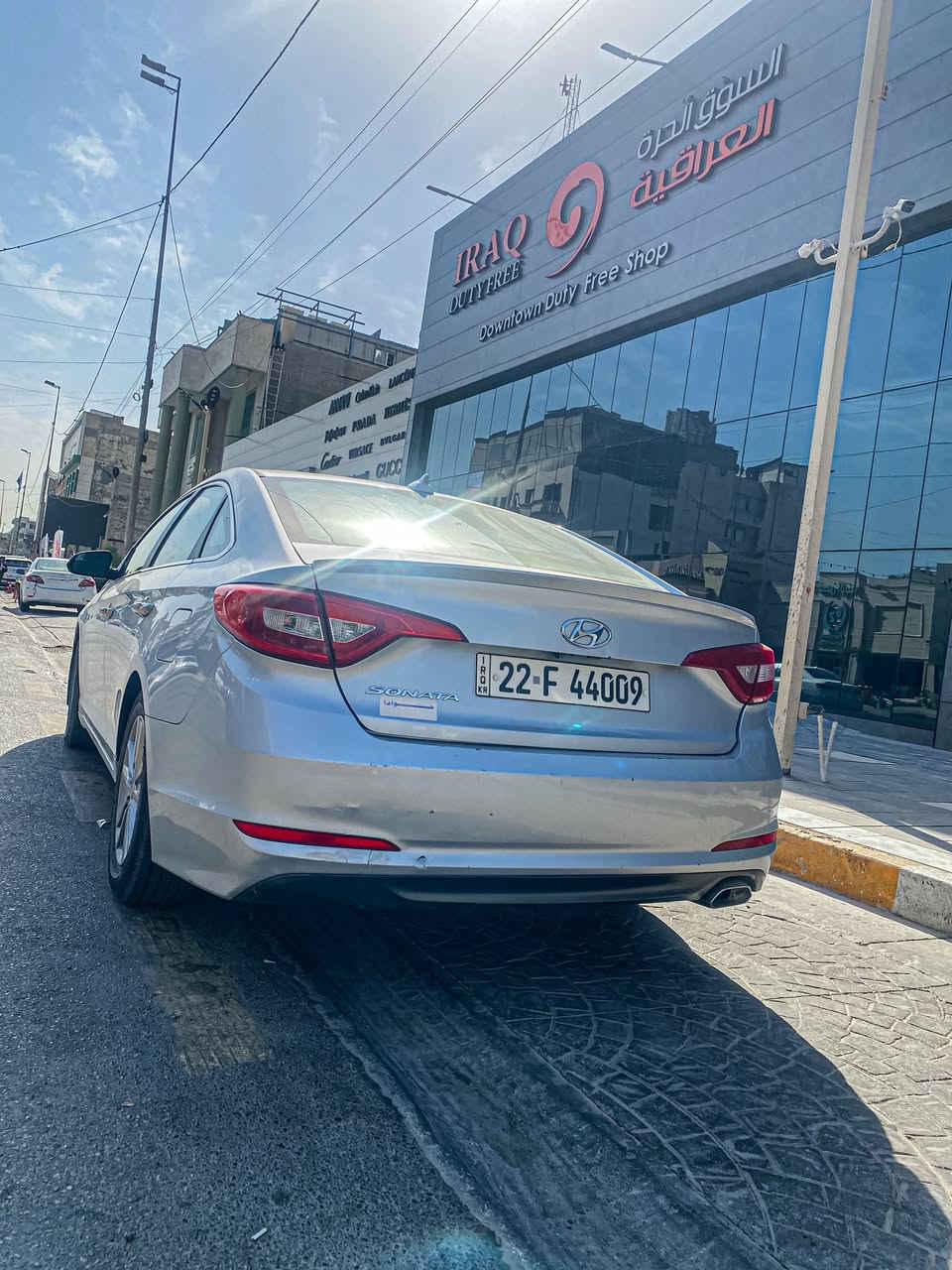 إسلام عليكم
سوناتا امريكي 2016 ضربتها جاملغ وباب رش تبديل لون بدون حادث  
رقم أربيل مميز  
مواصفات السياره 
محرك السياره 2400  
جنطه كهربائي 
تحكم استيرن 
شاشه اندرويد 
تخم تاير 
محرك مكفول كير مكفول سونار موجود 
وبعد بيها مواصفات هواي  
السياره مصرف عليها مال جناي 
الاستفسار الاتصال : ‭0773 440 2168‬

***********
