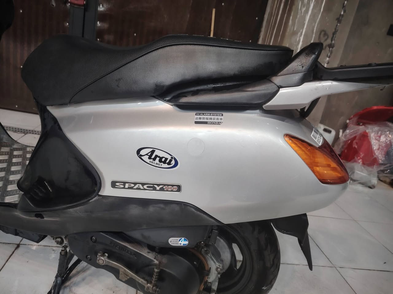 سلام عليكم
من رخصت مدير الكروب المحترم
دراجه سبيسي ياباني رمبه رمبه مكفوله كفاله عامه من كلشي للبيع
السعر مليون و 300 هاتف ***********
