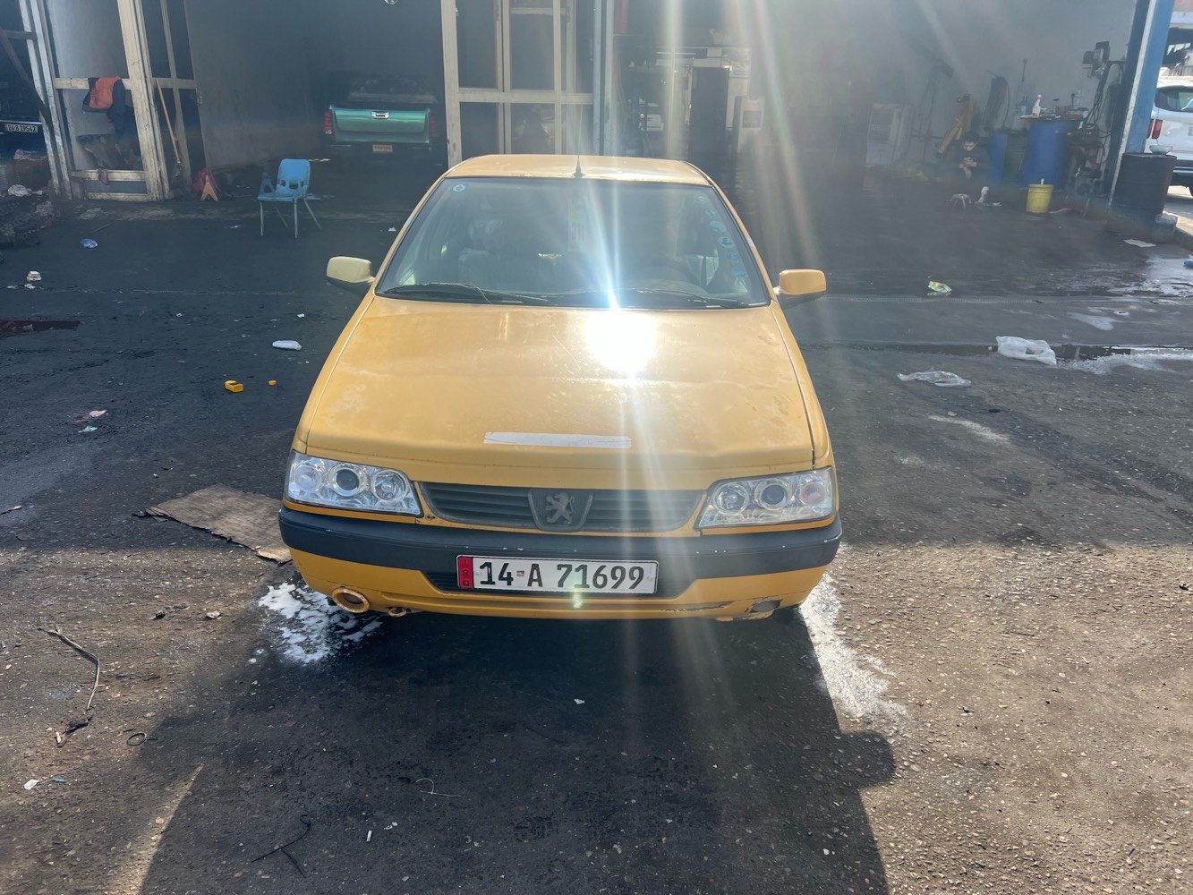 سلام عليكم بيجو 405سياره بيه جاملق لامامي اليمنى مبدل فقط مكينه لاتنقيص لا تبخير تبريد شغال حداديه حلوه تخم تاير جديد داخل مدوشم ارضيه جلد منضومت لايت زنون عالي ناصي كهربايات كلها شغالهالسياره حلوه مكاني أبو الخصيب *********** السعر 34وبيها مجال @@