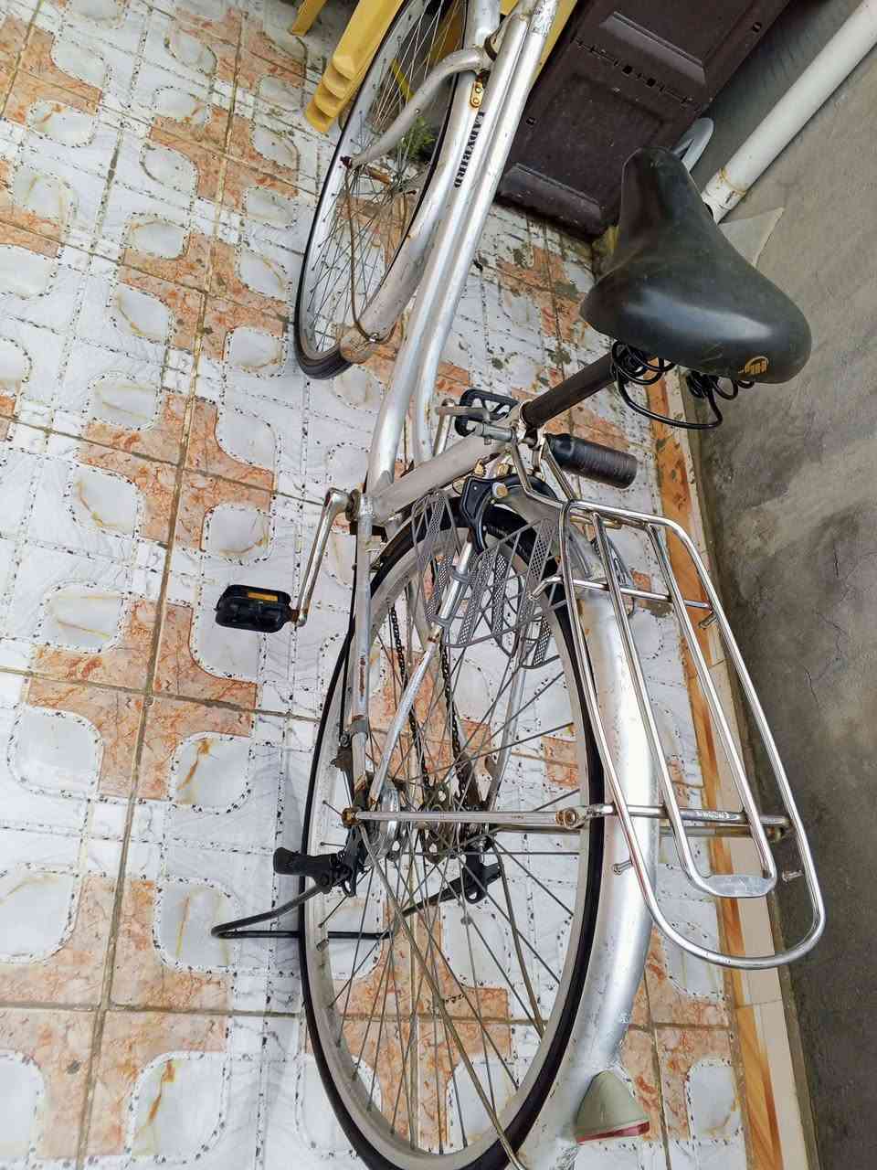 السلام عليكم
مبردات مستعملات عدد اثنين 
شغالات اثنينهن كاملات اثنينهم بـ100 بيهن مجال قليل
باسكل كيمو نظيف سعرة(40)
باسكل بطة نظيف سعرة (55) بي مجال قليل


**إذا كنت صاحب هذا الإعلان وتريد حذفه لأي سبب، رجاءا أرسل رسالة إلى الدعم الفني**