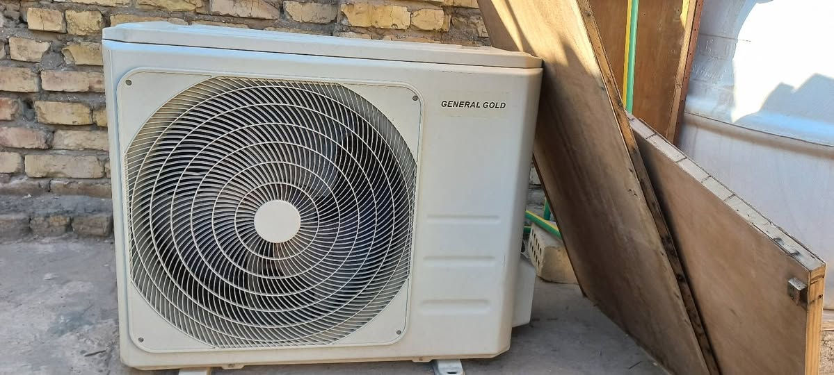 سلام عليكم 
متاح سبلتين 
طنين سعر350
طن ونص 250 
عنوان بغداد..الرشاد 
الشراي يتصل ***********
