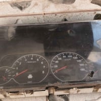 ساعة • نضيفه • قطع غيار