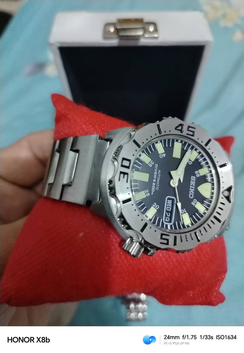 سايكو ياباني الأصلي السعر ٣٥٠ دولار نضافة ١٠٠٪
***********
