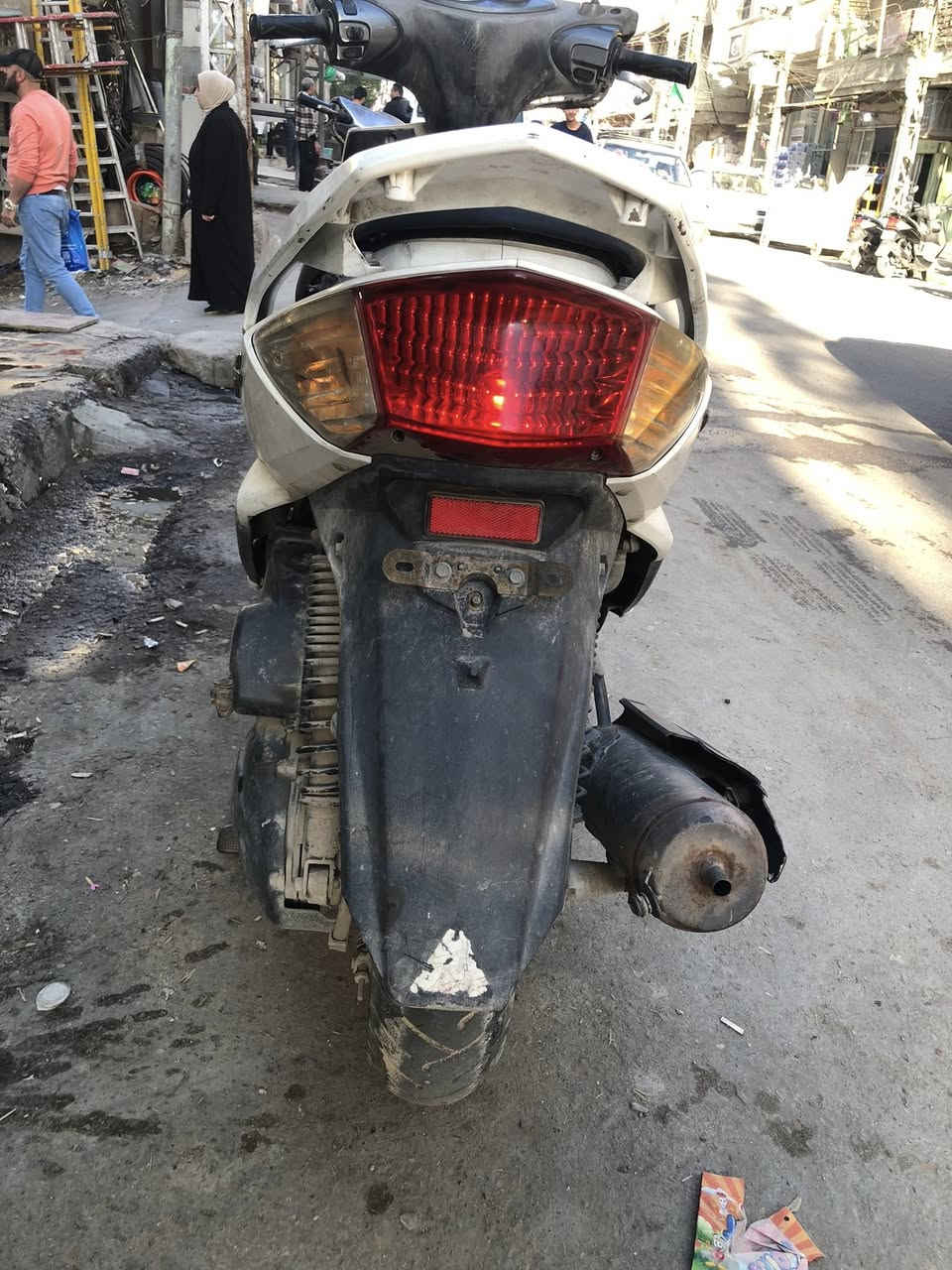 سكنس فحل ياباني اصلي خطين ستان حساس قبغ نفخ دراجه وسخه ممغسوله 
مكينه مكفوله لا نضوح ولا صوت ولا دخان ناعمه كلش 
كفرات بلاديه نضافتهن ٨٥ بل ١٠٠ 
كهربائيات كله شغاله منطول لطول حت الدشبول شغال بس فمجي كيلو متر مكطوع اما الباقي شغال 
دبلات تايرات لوك طسه ناعمه كلش 
قفل جنطه وقفل جوزه وقفل ستيرن 
سعر 650 الف بيهى مجال حك جيه بغداد كريعات استفسار اكثر اتصال ☎️ ***********
