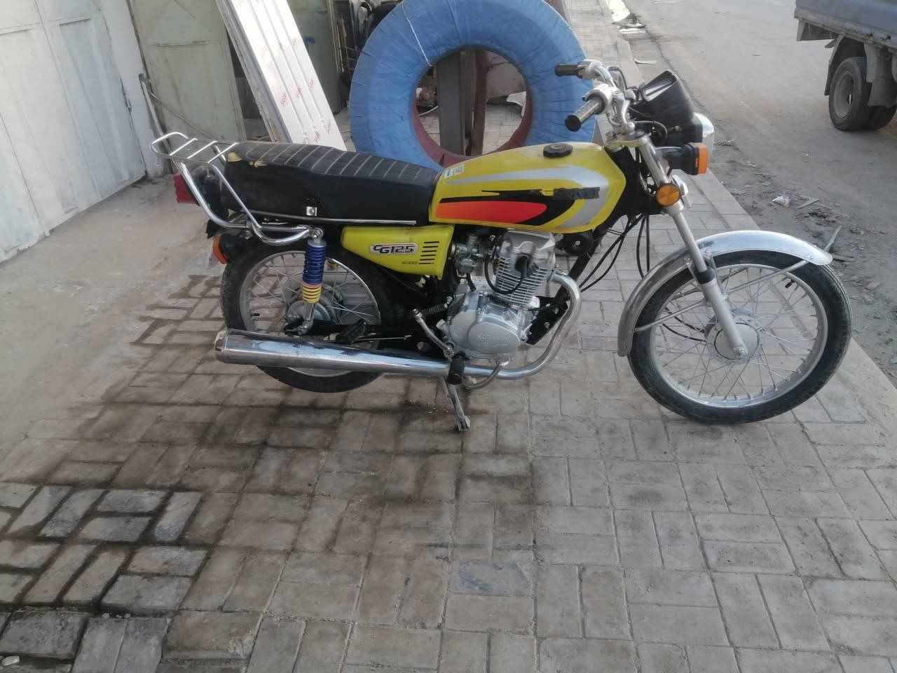 للبيع او مراوس موديل 25 كلك دراجه جديده شرط ال فحص كفاله عامه الشراي يتصل *********** مكاني كربلاء الاتصال فقط خاص ماعندي
