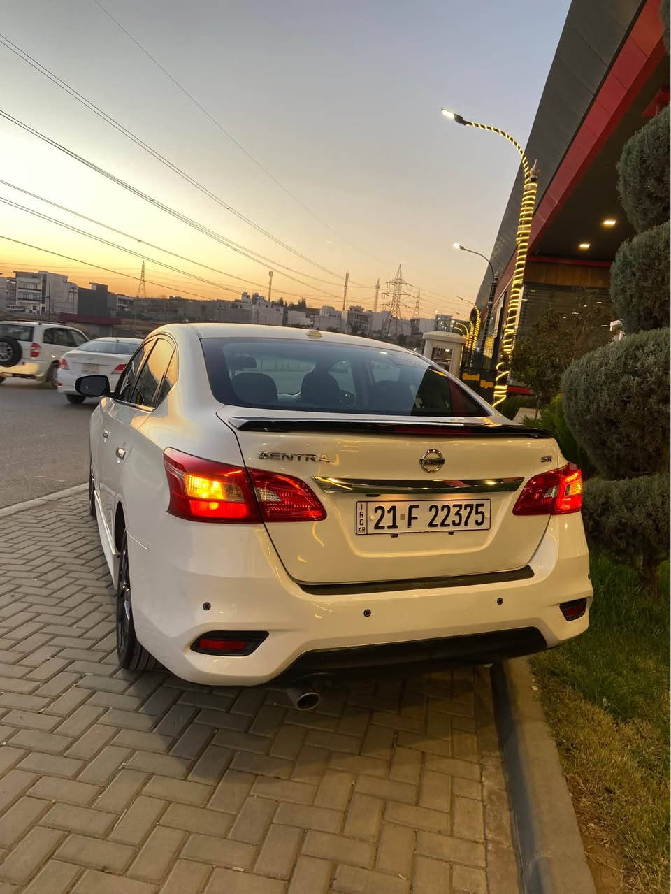 نیسان سێنترا ٢٠١٧ مواسەفات SR میدنایت ٣٣ هەزار ڕۆشتووە یەک دەستە سەنەوی تازە بە ناوی خۆمەوەیە ٢ پارچەی بۆیاخە بێ ناوگرتن هەموو گیانی بەشەرت بۆ زانیاری زیاتر پەیوەندی بکە:-*********** السليمانية, العراق
