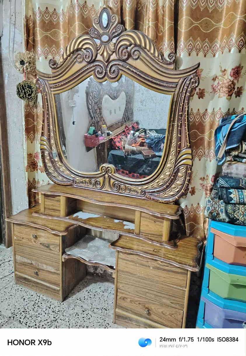 غرفه اخشاب عراقي نظيفه سعرها ٤٠٠ وبيها مجال للشراي @


**إذا كنت صاحب هذا الإعلان وتريد حذفه لأي سبب، رجاءا أرسل رسالة إلى الدعم الفني**