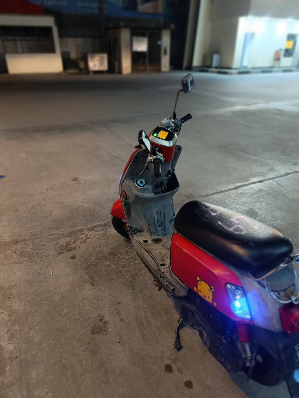 سلام عليكم 
ماكس بوليس مسطره للبيع 
مكينه مكفوله من مفتوحة 
كفر بلادي ختم واحد ويه المكينة 
صالنصه صچميه حاويه 
كلچ WF بلادي شلعه و معدل تشك الكاع  
منظومه زينون بلادي 
موديل 2013 
السعر خاص
العنوان/البصرة / الدير
للأستفسار 
***********
واتساب
