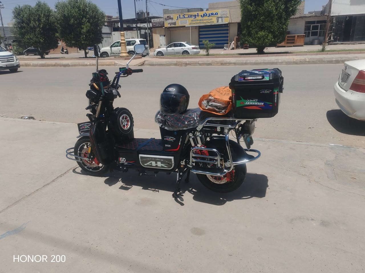 متاح جبلي موديل ٢٦ مستخدم ١٠ ايام فقط كامل من كلشي ملحقات جادر مع خوذه ماشيه ٥٠٠ و ٣٤ كيلو موصفات معروفه ميحتاج شرح عليه ٦ باتري بصمه اصبع جهاز نذار ضد السرقه ربع سرعه مثبت سرعه لايت زنون عالي ناصي دبل شاره سمعات كله شغله مابي نقص كله عل فحص سعر ٨٠٠ شراي حطك عل راسي تكسر بحلالي يجيك رد مني مو حلوو ***********

