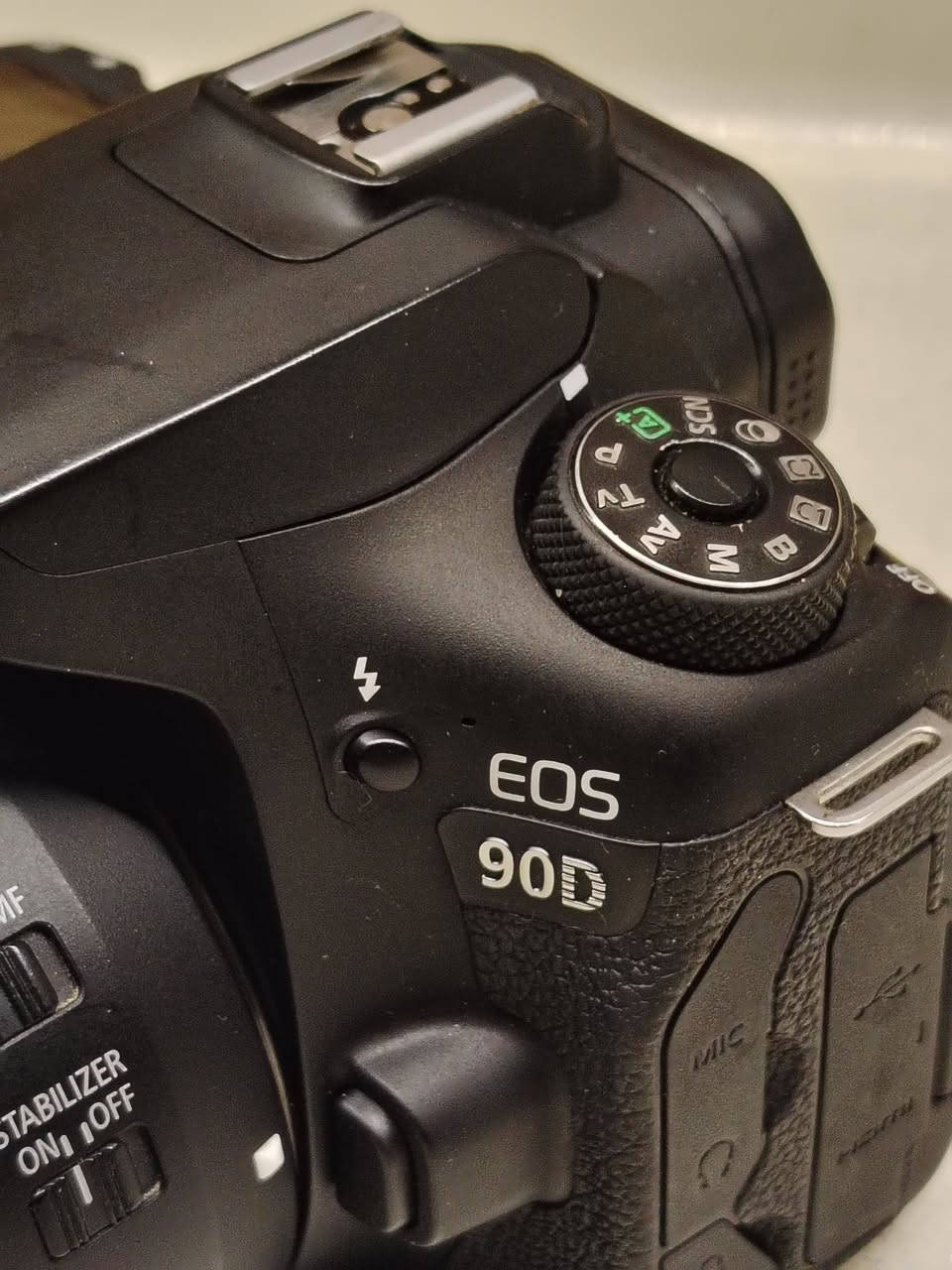 📸 للبيع معدات تصوير بحالة ممتازة
كاميرا Canon EOS 90D 

مايك لاسلكي ماركة BOYA 

كاميرا DJI Osmo Pocket (الإصدار الأول)

مانع اهتزاز من Weebill من شركة Zhiyun

السعر خاص

او اتصل على رقم ***********
