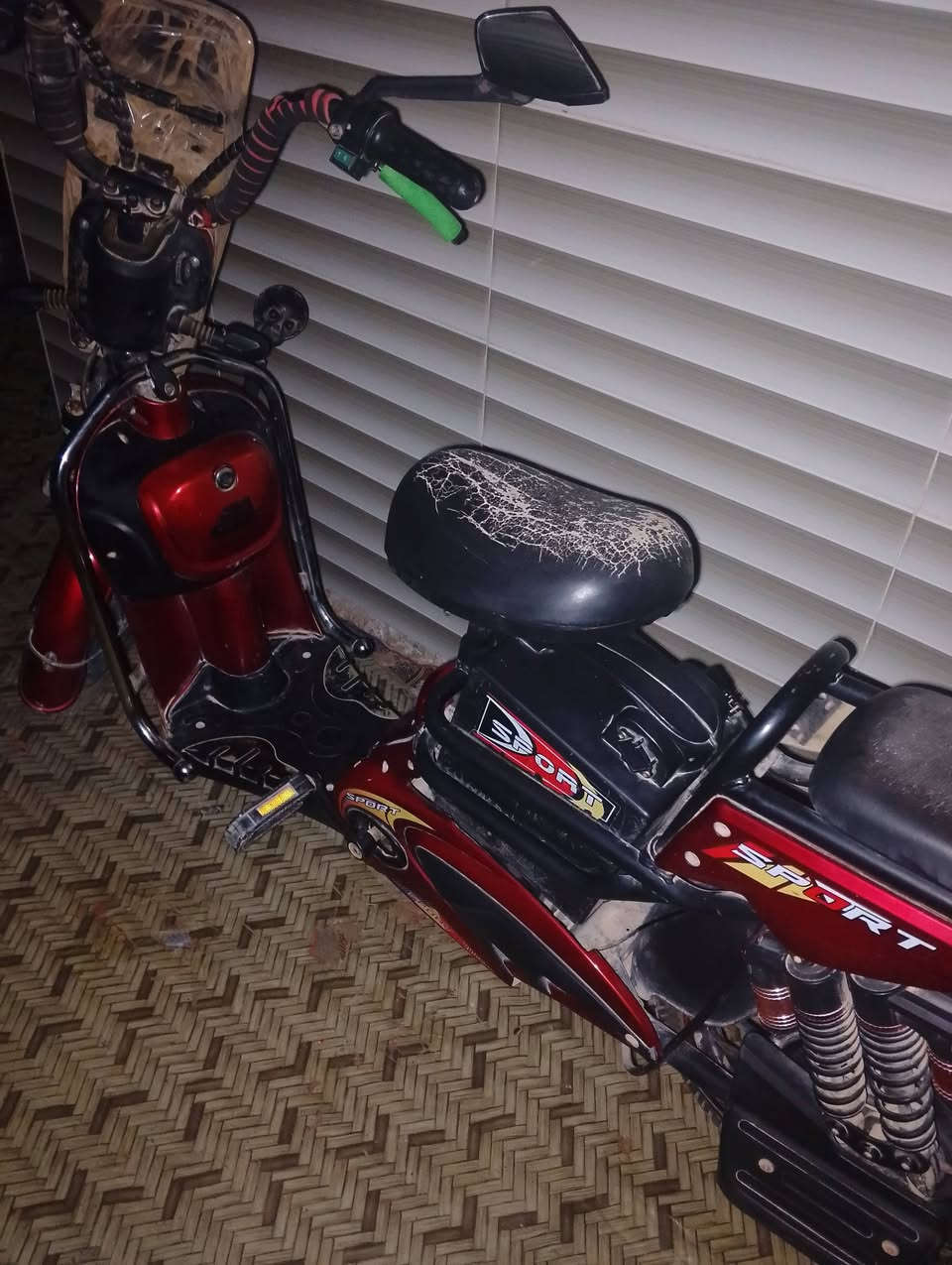 للبيع موطور نضيف ماناقصه شي بطاريات جديدات صارلهن سبوع وشرط ع فحص كهربائيات شغاله سعر خاص


**إذا كنت صاحب هذا الإعلان وتريد حذفه لأي سبب، رجاءا أرسل رسالة إلى الدعم الفني**